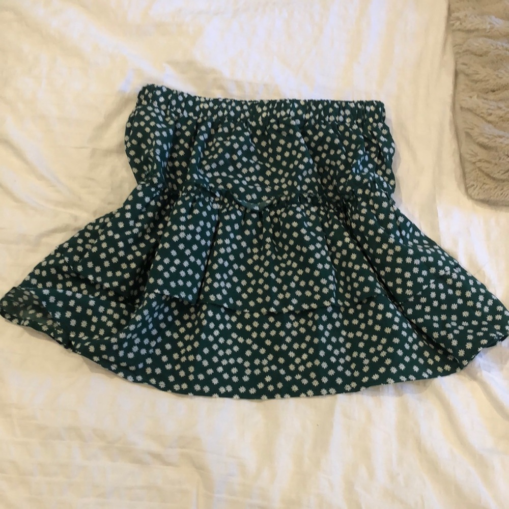 Cute romwe green skirt!💚